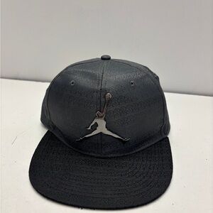 Nike Air Jordan Hat Youth One Size Fits Most Adjustable Snapback Gray / Black